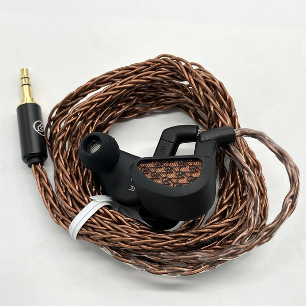 64 AUDIO 【中古】Solo 【64A-7433】【秋葉原】 – e☆イヤホン