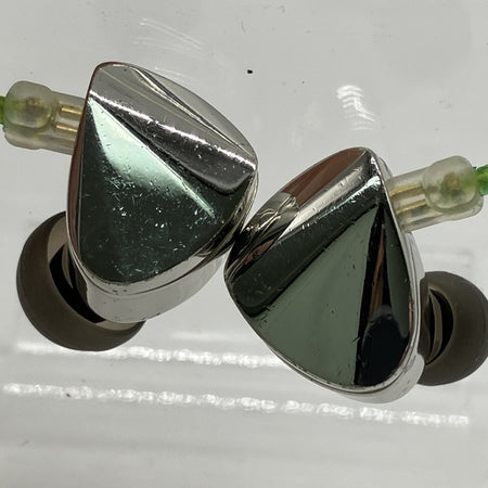 水月雨 (MOONDROP) 【中古】KXXS【秋葉原】 – e☆イヤホン