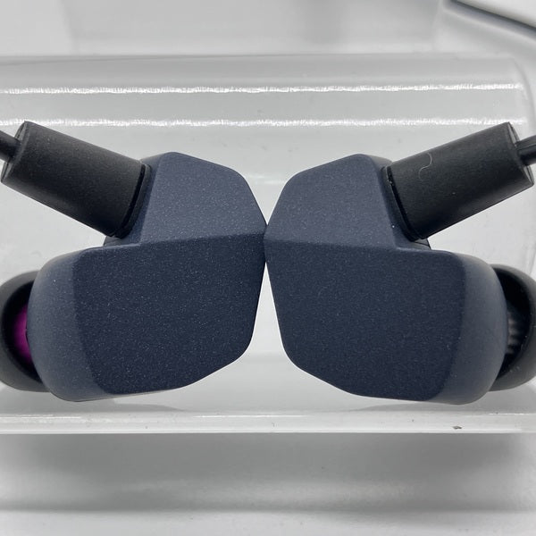 final 【中古】A4000 【FI-A4DPLDN】【秋葉原】 – e☆イヤホン