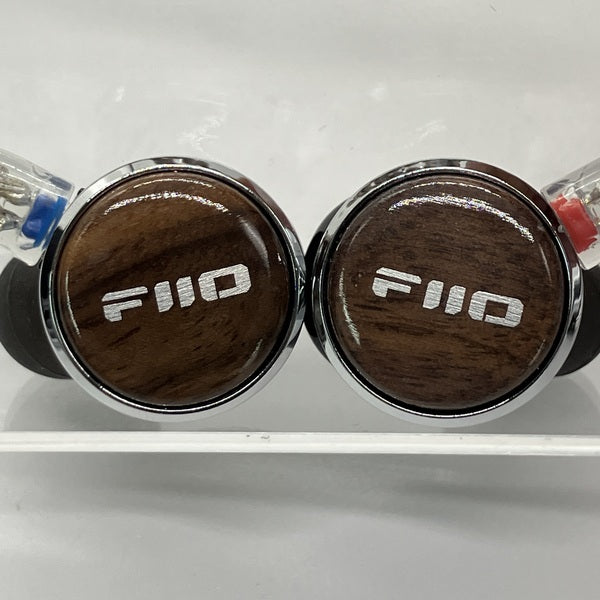 【中古】FP3 Walnut 【FIO-IEM-FP3-W】【秋葉原】