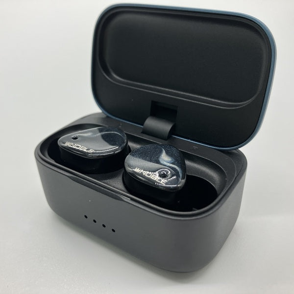【中古】FoKus Mystique 【NOB-FOKUSMST-B】【秋葉原】