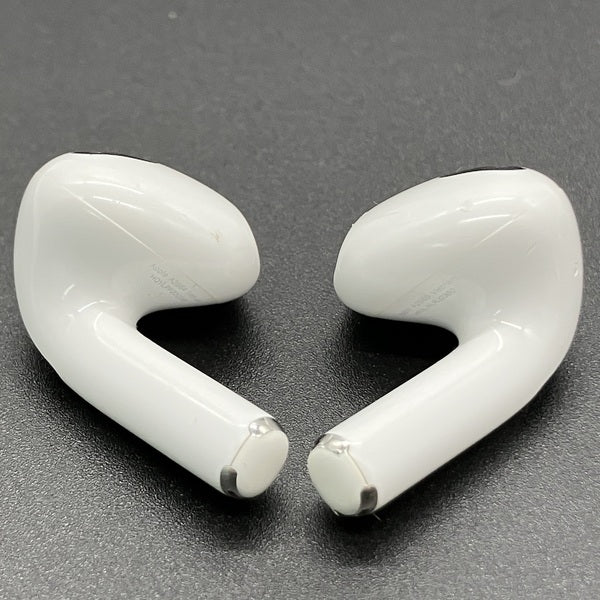 Apple 【中古】Airpods MPNY3J/A 3rd Generation Lightning充電ケース