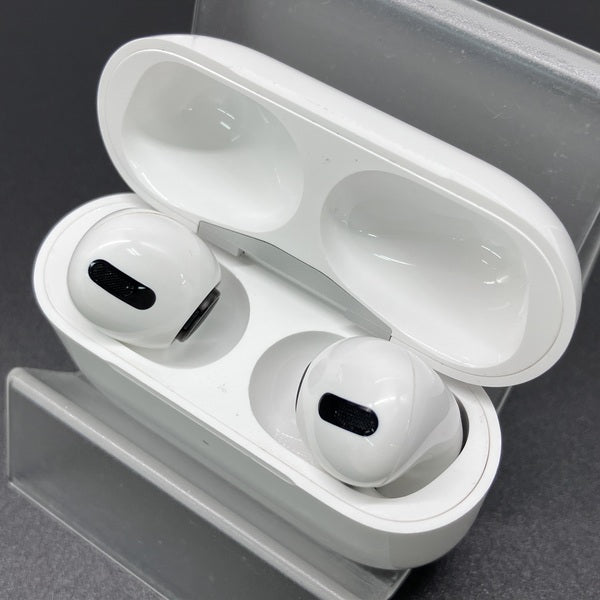 【中古】Apple AirPods Pro MLWK3J/A  (2021/Magsafe)【秋葉原】
