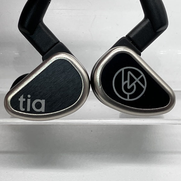 【中古】tia Trió 【64A-0397】【秋葉原】