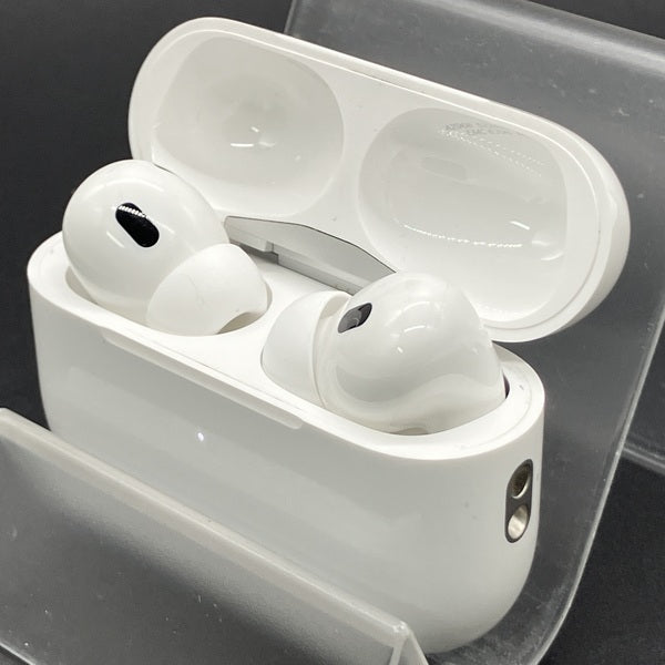 【中古】MagSafe充電ケース(USB-C)付きAirPods Pro(第2世代) MTJV3JA【日本橋】