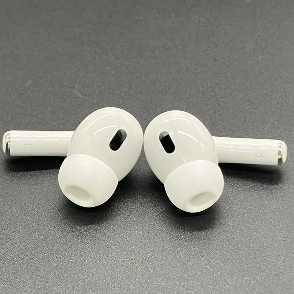 Apple 【中古】MagSafe充電ケース(USB-C)付きAirPods Pro(第2世代