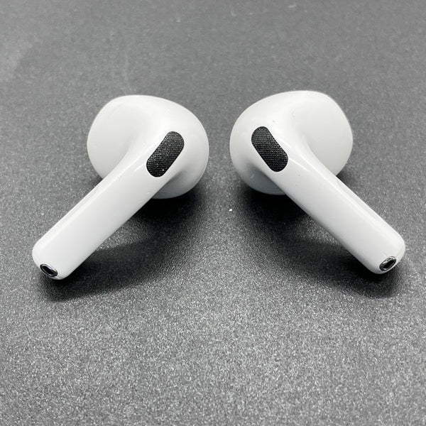 Apple 【中古】AirPods 4 MXP93J/A（アクティブノイズキャンセリング