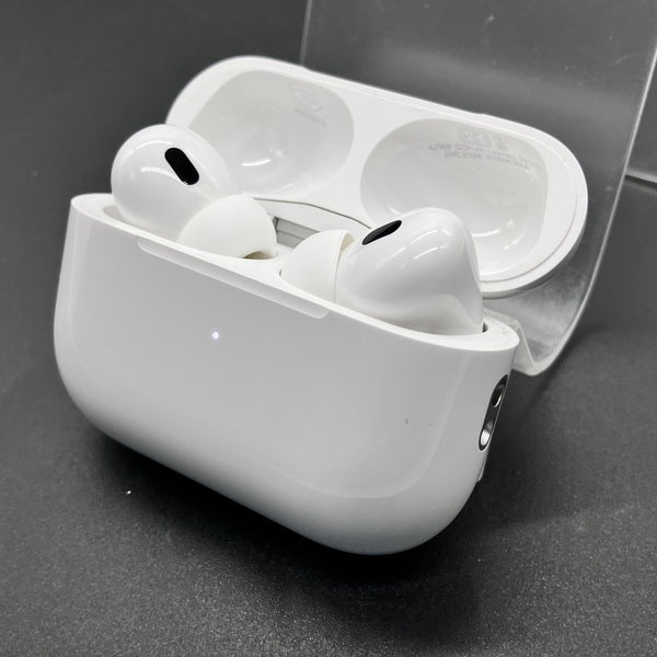 【中古】MagSafe充電ケース(USB-C)付きAirPods Pro(第2世代) MTJV3JA【名古屋】