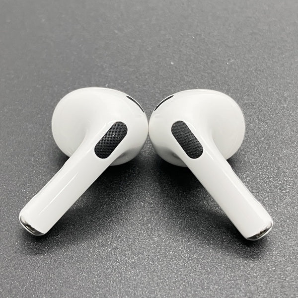 Apple 【中古】Airpods MPNY3J/A 3rd Generation Lightning充電ケース