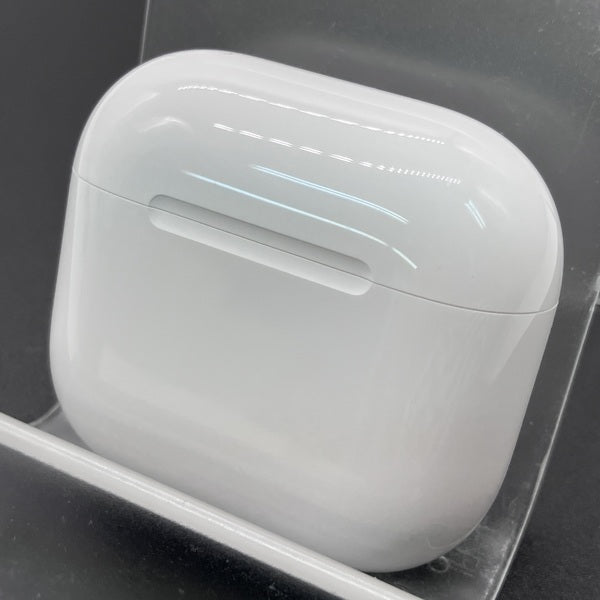 Apple 【中古】AirPods 4 MXP93J/A（アクティブノイズキャンセリング