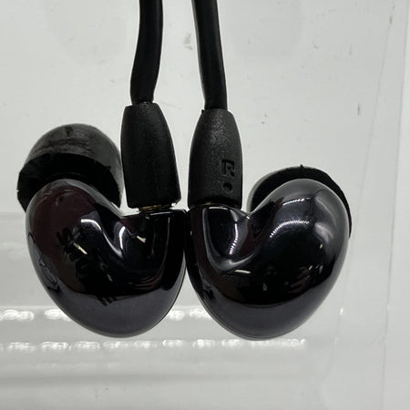 SHURE 【中古】SE846+UNI ブラック 【SE846BABK+UNI-A】【秋葉原】 – e