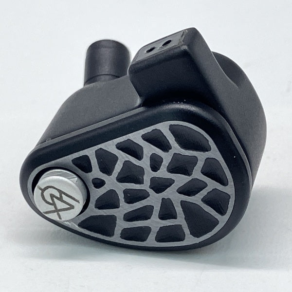 64 AUDIO 【中古】U18s 【64A-8649】(ケーブル欠品)【秋葉原】 – e