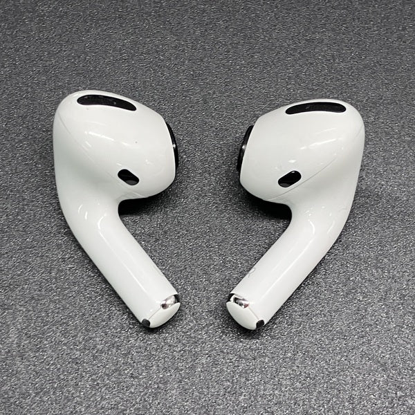 Apple 【中古】Apple AirPods Pro MLWK3J/A (2021/Magsafe)【秋葉原