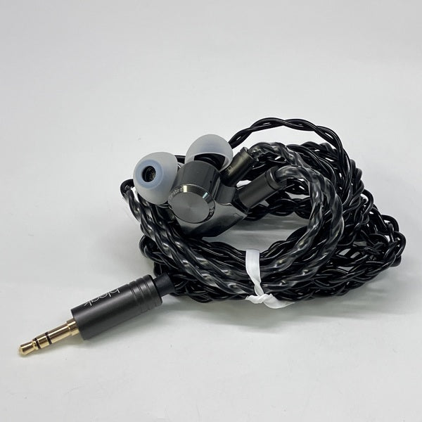 ORIVETI 【中古】bleqk Dynabird【秋葉原】 – e☆イヤホン