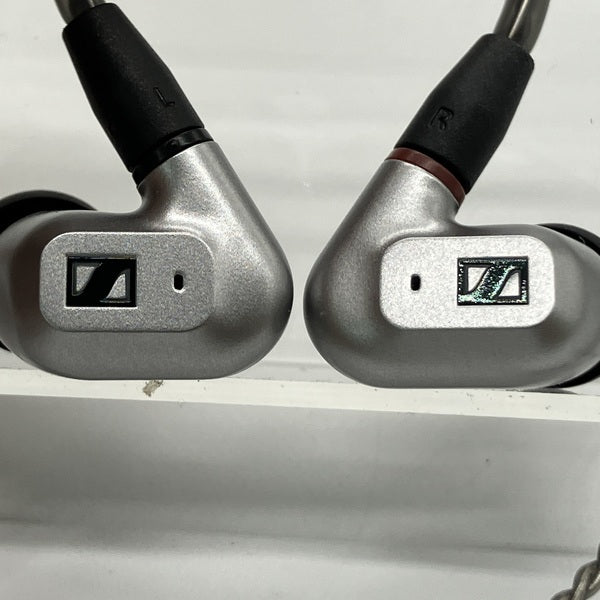 【中古】IE 200 Silver Edition【日本橋】