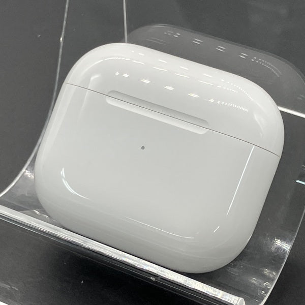 Apple 【中古】Airpods MME73J/A 3rd Generation【秋葉原】 – e☆イヤホン