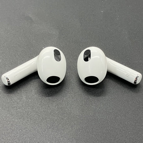 Apple 【中古】Airpods MME73J/A 3rd Generation【秋葉原】 – e☆イヤホン