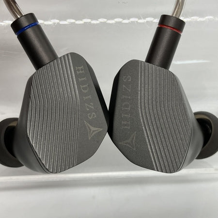 HIDIZS 【中古】MP143 Salt (ブラック)4.4mm【秋葉原】 – e☆イヤホン
