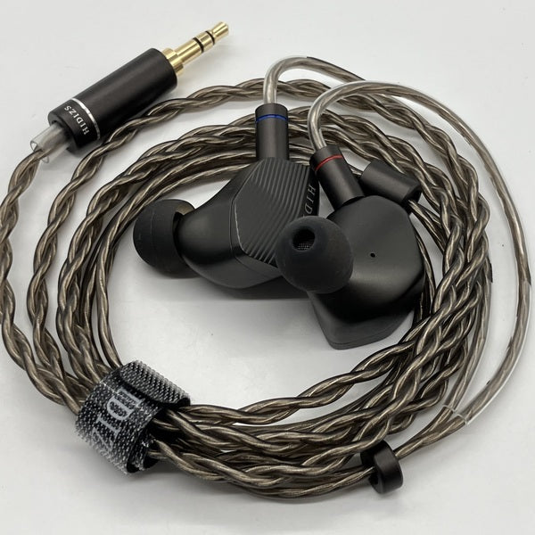 HIDIZS 【中古】MP143 Salt (ブラック)4.4mm【秋葉原】 – e☆イヤホン