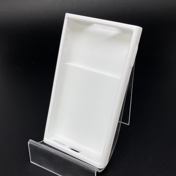 【中古】ACTIVO P1 Silicone Case White 【IRV-ACTIVO-P1-CASE-WHT】【秋葉原】