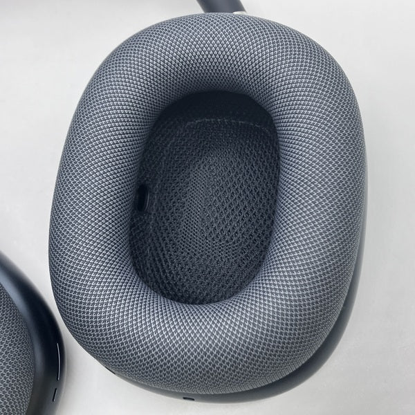 Apple 【中古】AirPods Max(USB-C) MWW43ZA/A ミッドナイト【秋葉原