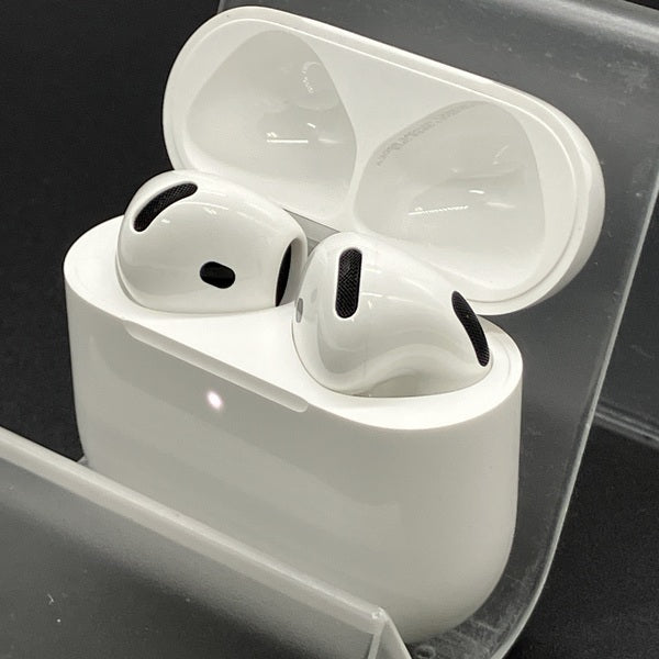 【中古】AirPods 4 MXP63J/A【秋葉原】