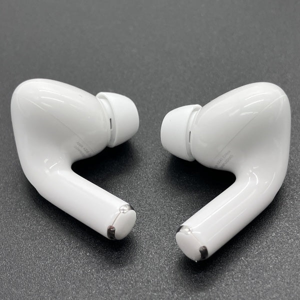 Apple 【中古】MagSafe充電ケース(USB-C)付きAirPods Pro(第2世代