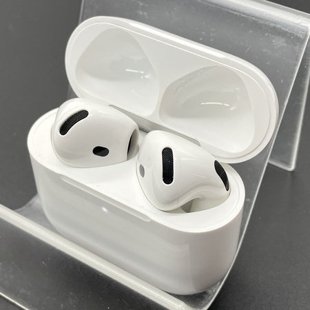 Apple 【中古】AirPods 4 MXP93J/A（アクティブノイズキャンセリング