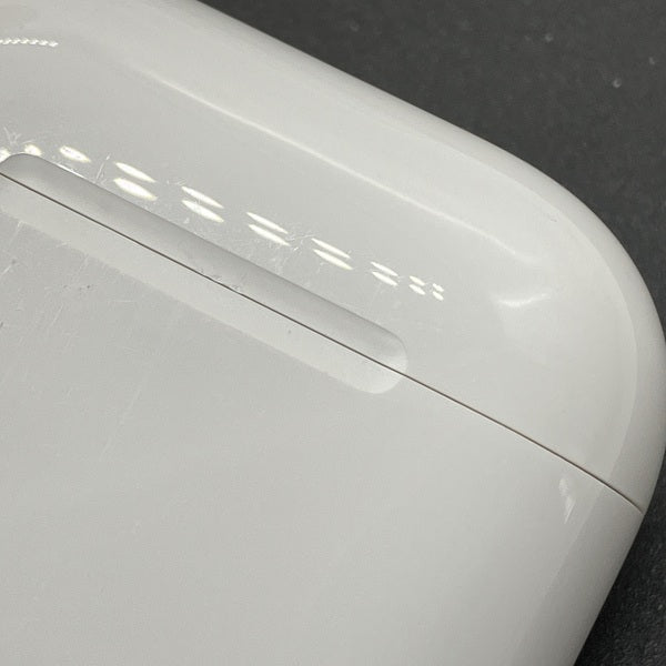 Apple 【中古】AirPods 4 MXP93J/A（アクティブノイズキャンセリング