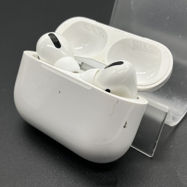 【中古】AirPods Pro MWP22J/A【秋葉原】
