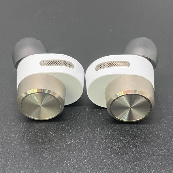 Bowers & Wilkins 【中古】PI7 ホワイト【秋葉原】 – e☆イヤホン