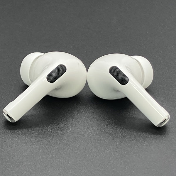 Apple 【中古】MagSafe充電ケース(USB-C)付きAirPods Pro(第2世代