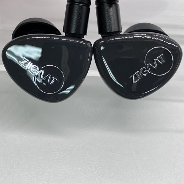 【中古】ZIGAAT CINNO【秋葉原】