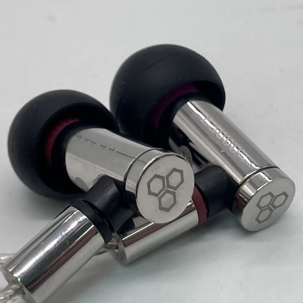final 【中古】E5000【秋葉原】 – e☆イヤホン