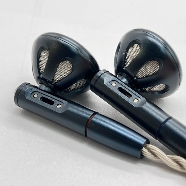 【中古】FF5 Black 【FIO-IEM-FF5-B】【名古屋】
