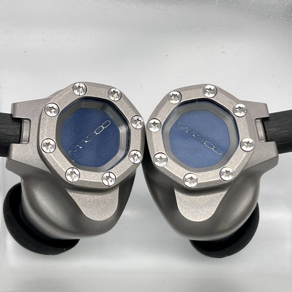 【中古】Typ821 【MDO-T821-TI】【秋葉原】
