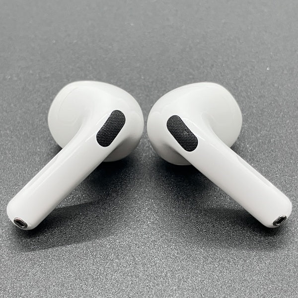 Apple 【中古】AirPods 4 MXP93J/A（アクティブノイズキャンセリング