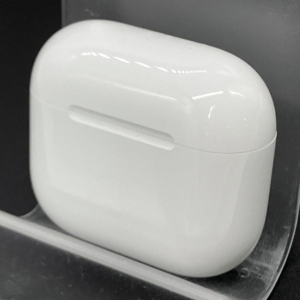 Apple 【中古】AirPods 4 MXP93J/A（アクティブノイズキャンセリング