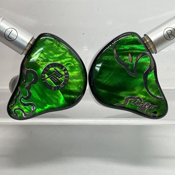 【中古】DEFIANT【秋葉原】