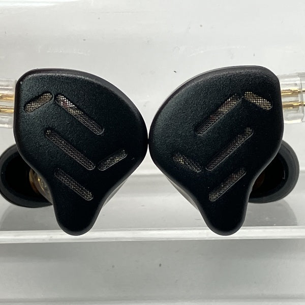 【中古】KZ ZAX【秋葉原】
