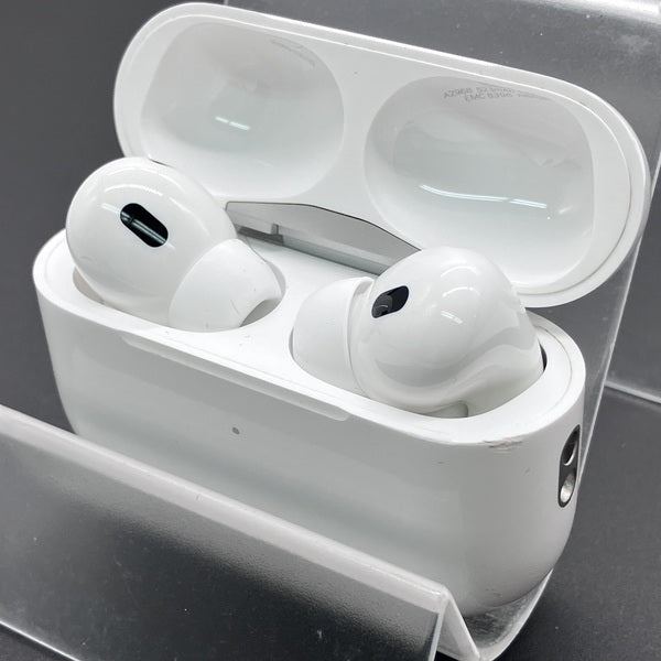【中古】MagSafe充電ケース(USB-C)付きAirPods Pro(第2世代) MTJV3JA【秋葉原】