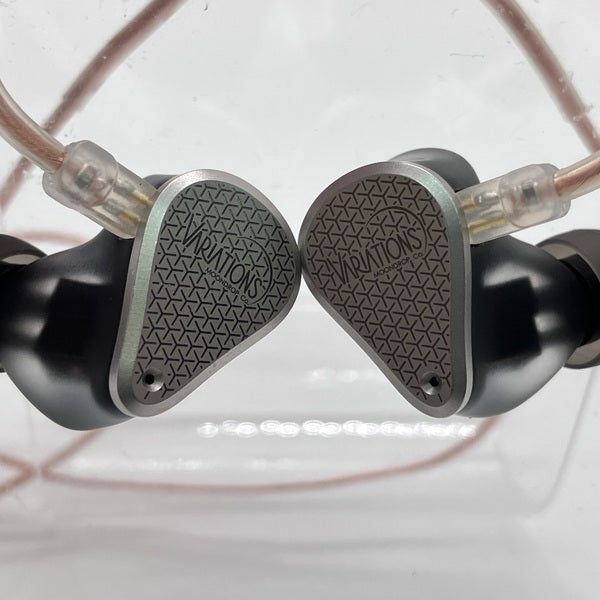 【中古】VARIATIONS【秋葉原】