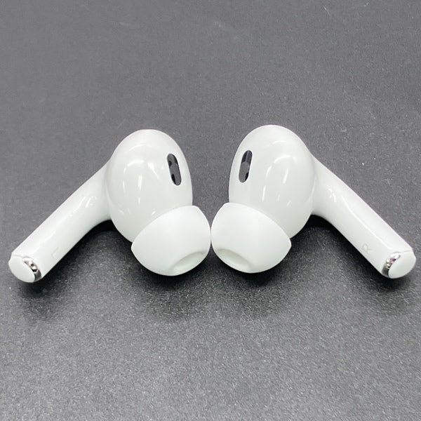 【中古】MagSafe充電ケース(USB-C)付きAirPods Pro(第2世代) MTJV3JA【秋葉原】