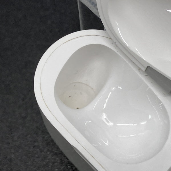 【中古】AirPods Pro (第2世代) MQD83J/A【秋葉原】
