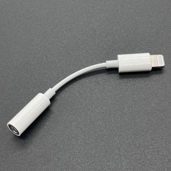 【中古】Lightning - 3.5 mmヘッドフォンジャックアダプタ【秋葉原】