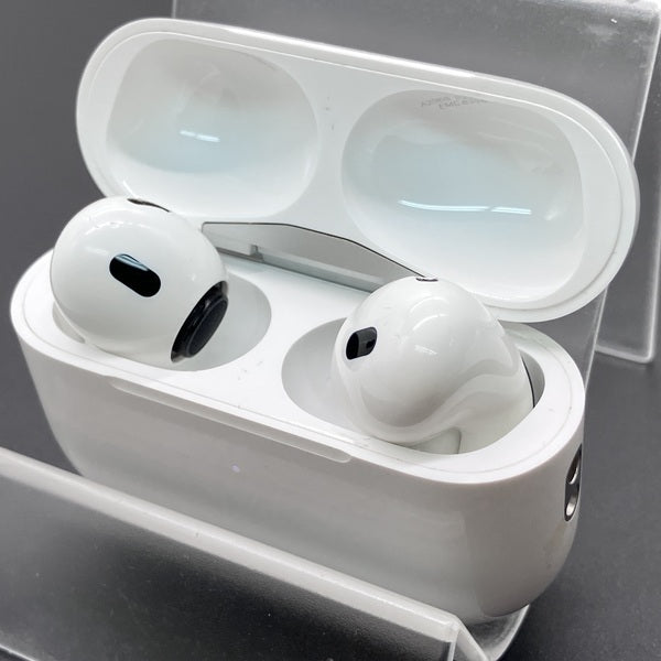 【中古】MagSafe充電ケース(USB-C)付きAirPods Pro(第2世代) MTJV3JA【秋葉原】