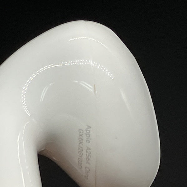 【中古】Airpods MPNY3J/A 3rd Generation  Lightning充電ケース付【日本橋】