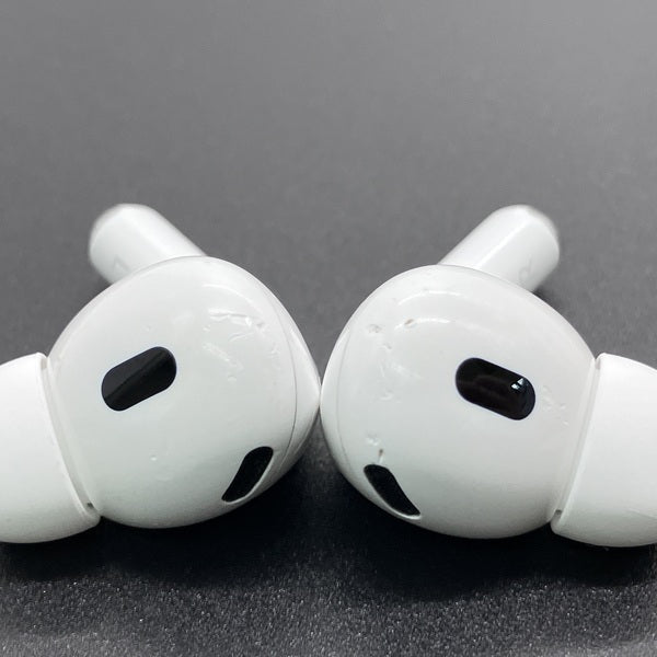 Apple 【中古】MagSafe充電ケース(USB-C)付きAirPods Pro(第2世代
