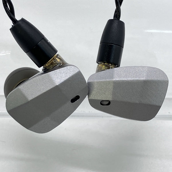 【中古】GX70PLUS【秋葉原】