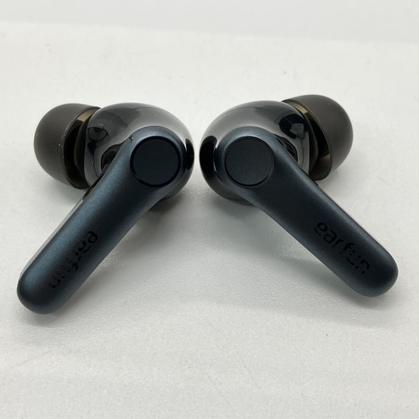 【中古】Air Pro 4 - Black【秋葉原】